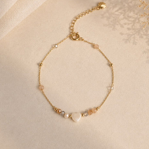 Armband Amora Blush – handgemaakt goudkleurig sieraad