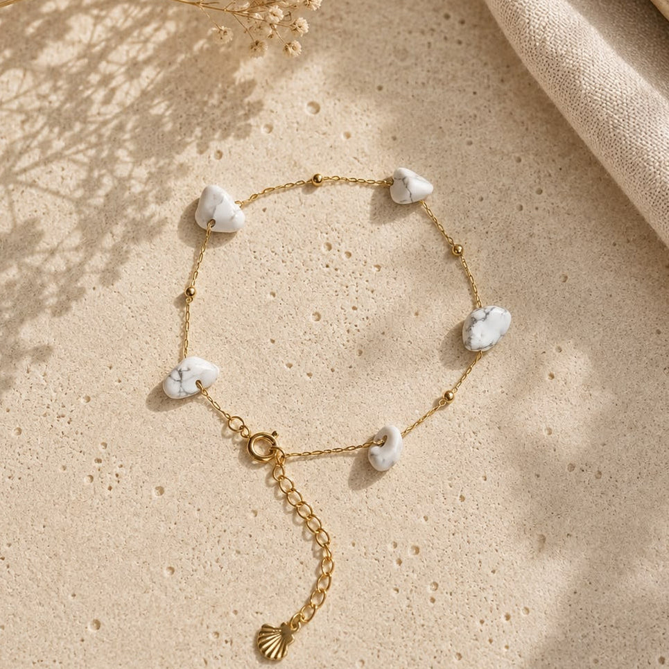 Armband Lumi Howliet – handgemaakt goudkleurig sieraad